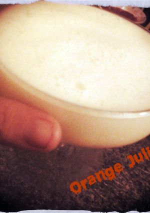 A picture of ~Orange Julius~.