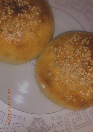 A picture of Meat Bun.