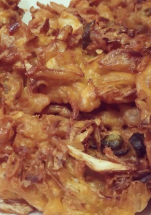 A picture of Gabbage pakoras.
