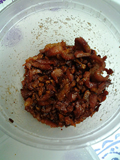 A picture of Sweet and salty bacon, toppings.
