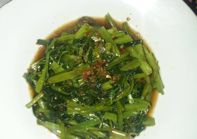 Rujak Kangkung Sambel Asem