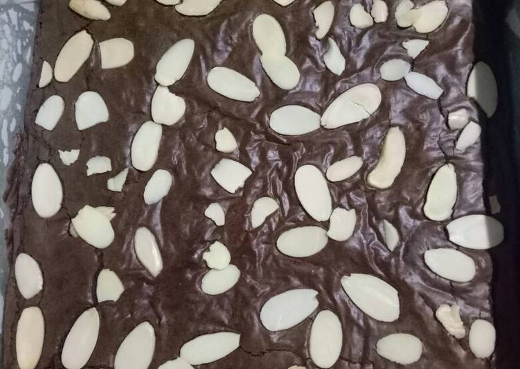 Resep Fudge Brownies (Chewy &amp; Shiny Crust) Anti Gagal