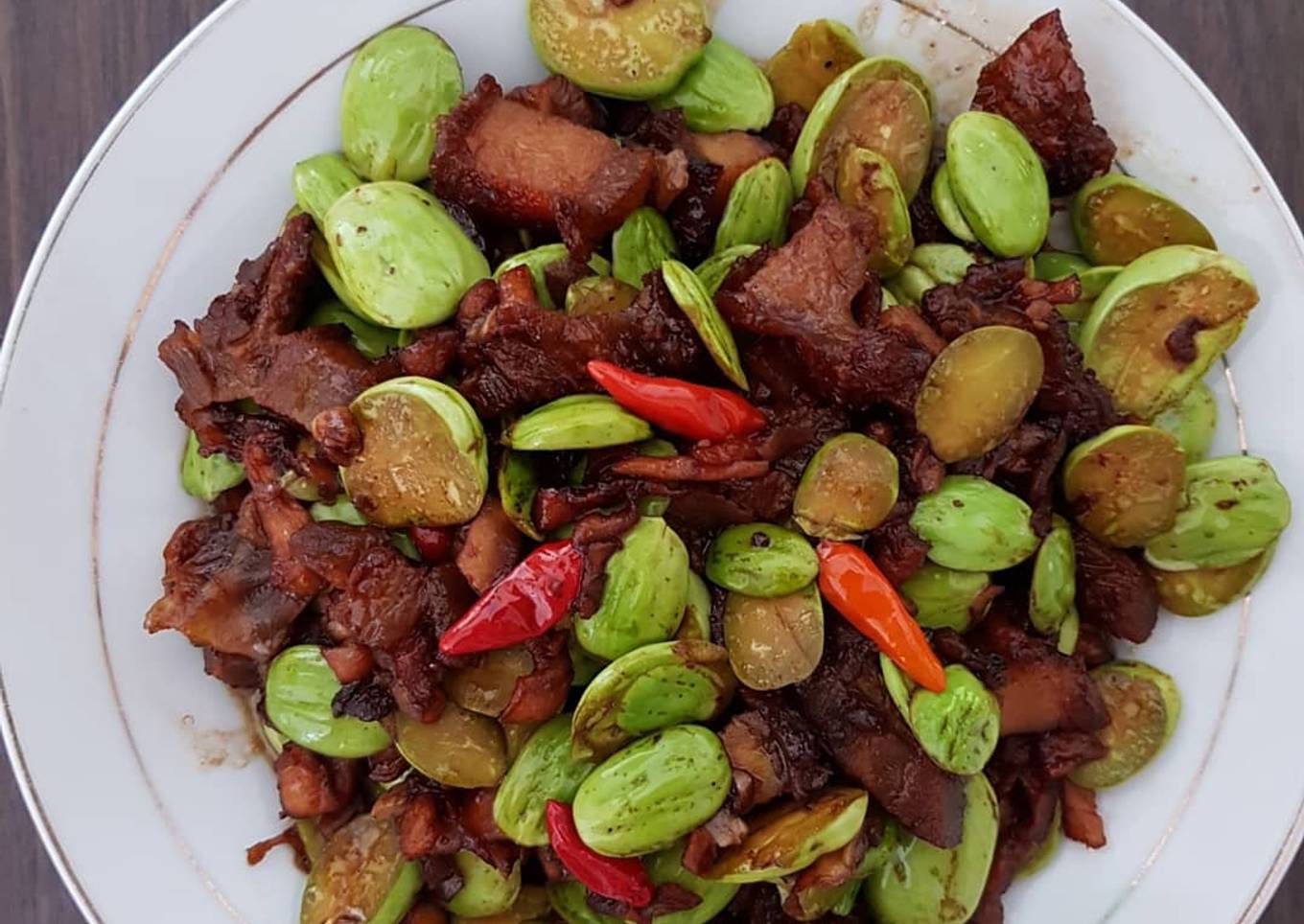 Siobak tumis pete caipo manis