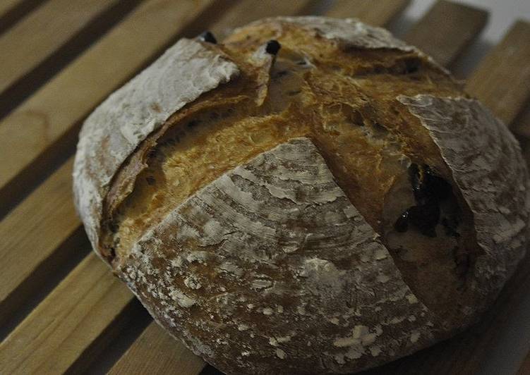 pain de campagne with walnuts and cranberries 5 minutes in a bread maker recipe main photo