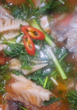Hình của món Canh riêu cá nấu măng chua.