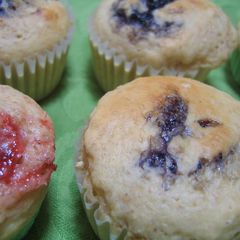 Oil and Egg-free Whole Wheat Maple Muffins A picture of Oil and Egg-free Whole Wheat Maple Muffins.