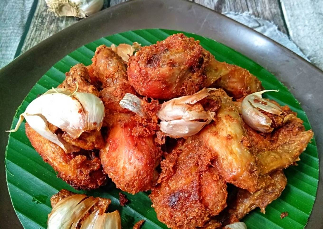 Ayam goreng bawang putih
