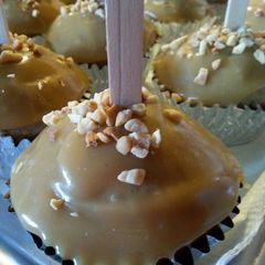A picture of " CARMEL APPLE CUPCAKES ".