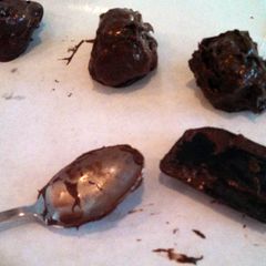 A picture of Oreo Truffles.