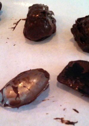 A picture of Oreo Truffles.