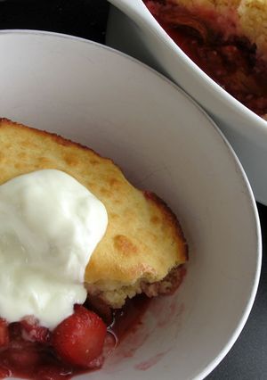 A picture of Rhubarb & Strawberry Cobbler.