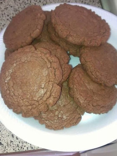 A picture of Nuttela Cookies.
