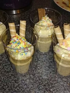 A picture of Ice cream cakes.