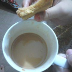 A picture of Delicious tea ever.