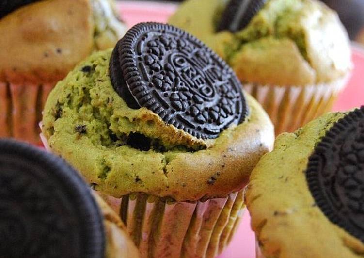 Recipe of Favorite Matcha Oreo Muffins