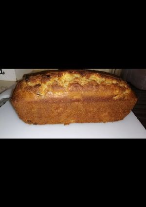A picture of APPLE CINNAMON BLOCK CAKE👌🏻.