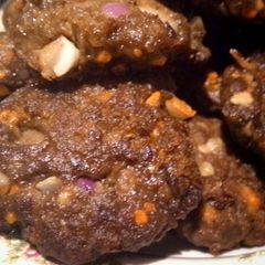 A picture of So Easy Garlic Beef Burger Patties.