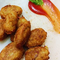 A picture of Banana balls.