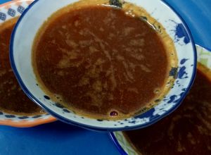 Gambar Budu masak (nasi kerabu hitam)