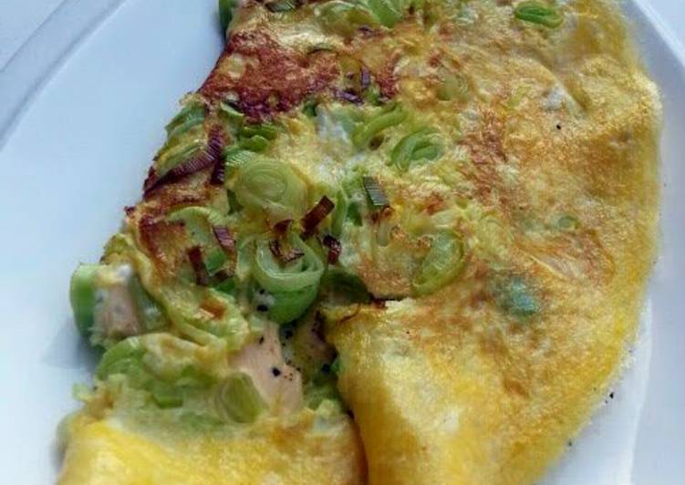 Simple Way to Prepare Leek Omelette in 17 Minutes for Young Wife