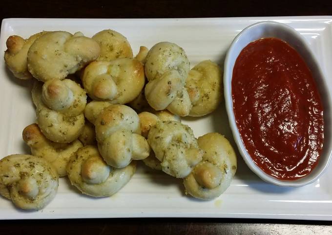 Garlic Knots