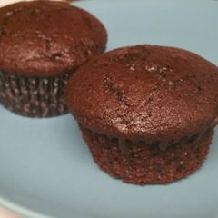 A picture of Devil's Food Cupcakes.