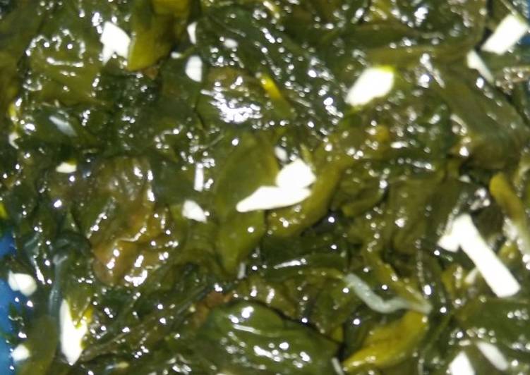 미역무침 (acar rumput laut)
