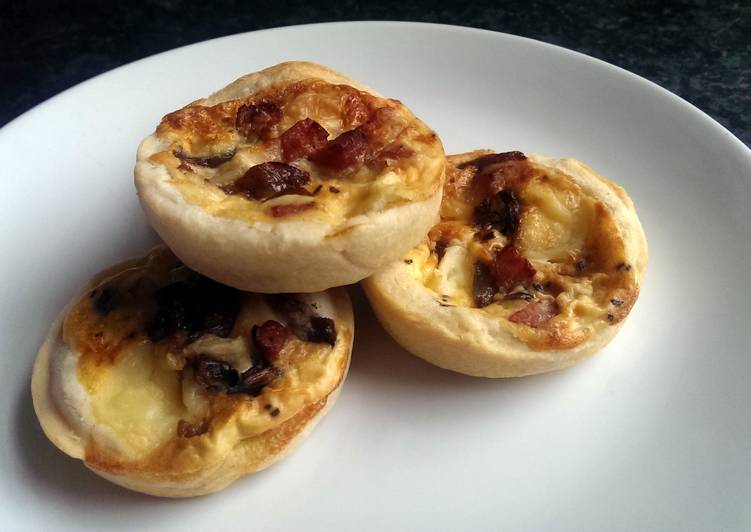 Recipe of Speedy Sophie’s bacon, brie and red onion tarts