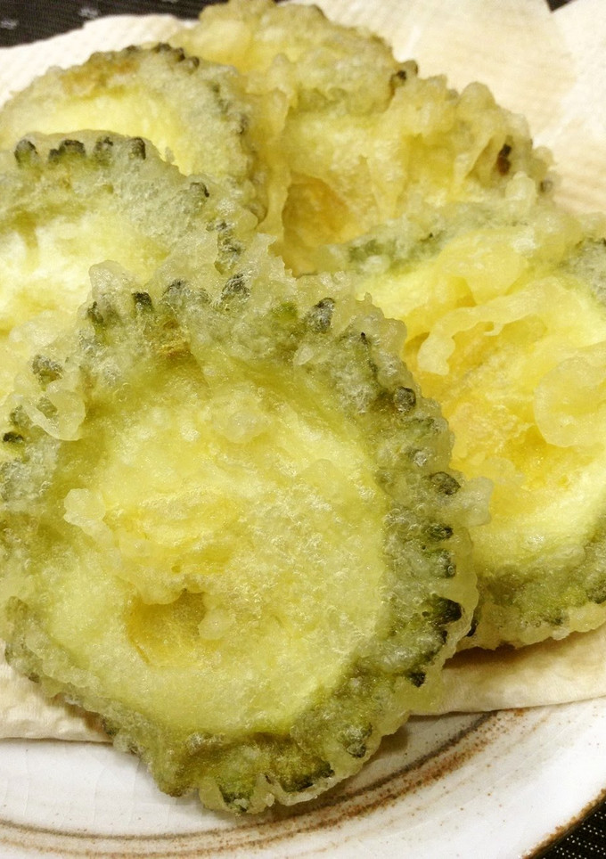 A picture of Plain and Simple! Bitter Melon Tempura.