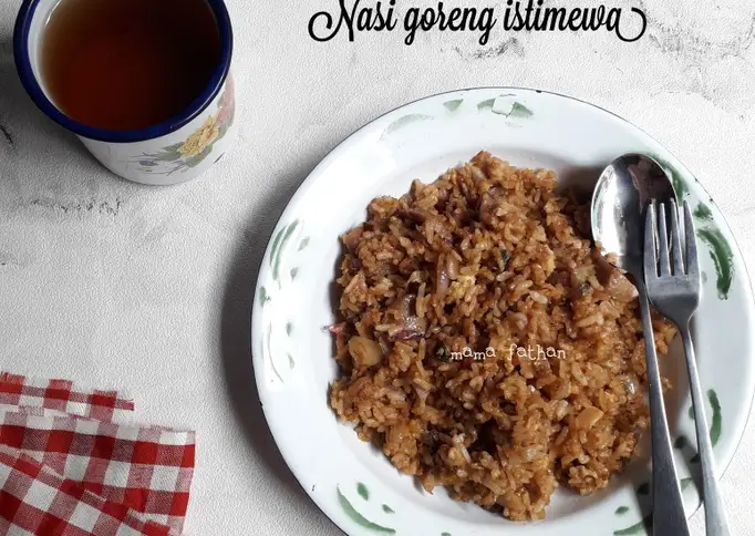 Nasi goreng istimewa