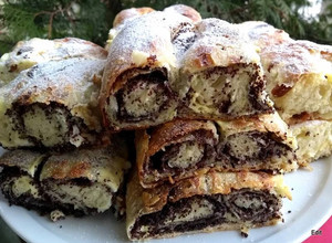Zalai kelt / kőtt/ rétes, mákos és túrós töltelékkel recept fotója