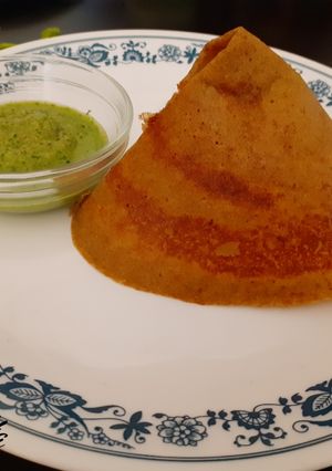 A picture of Quinoa-Cucumber Dosa.