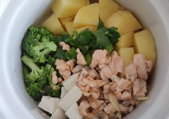 MPASI Ay Ay 6M+ (salmon brokoli)