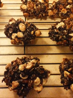 A picture of Blueberry oatmeal cookies.
