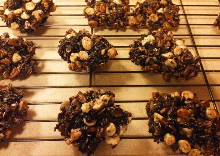 Recipe of Any-night-of-the-week Blueberry oatmeal cookies