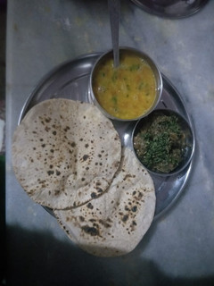 बैंगन का भरता (baigan Ka bharta recipe in Hindi) रेसिपी मुख्य फोटो