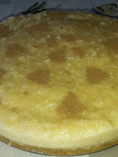 Una foto de Tarta de arroz con leche sencilla !