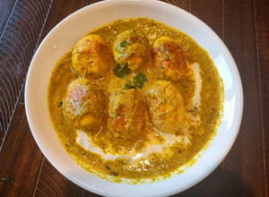A picture of Afghani Egg Korma.