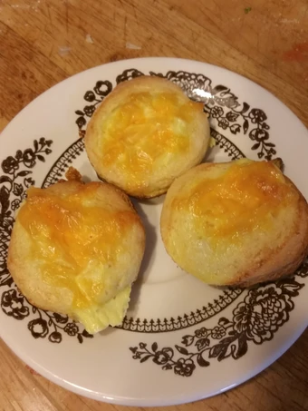 Easy Way Make Bite sized cornbread quiches the Delicious Makes you drool