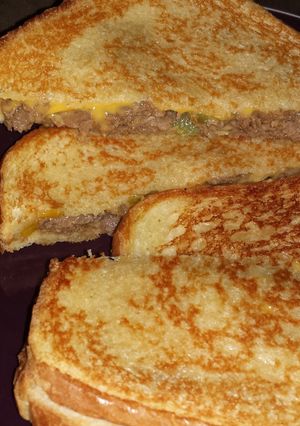 A picture of Philly Grilled Cheese.