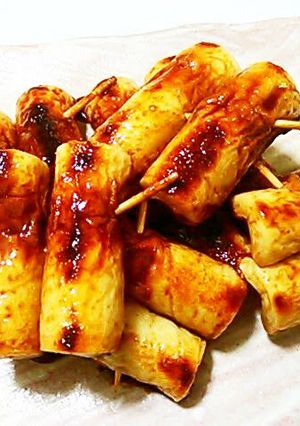 A picture of Kabayaki-Style Sweet and Spicy Grilled Chikuwa.