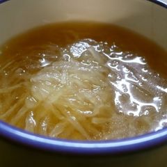 A picture of Easy and Healthy Daikon Radish Soup.