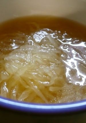 A picture of Easy and Healthy Daikon Radish Soup.