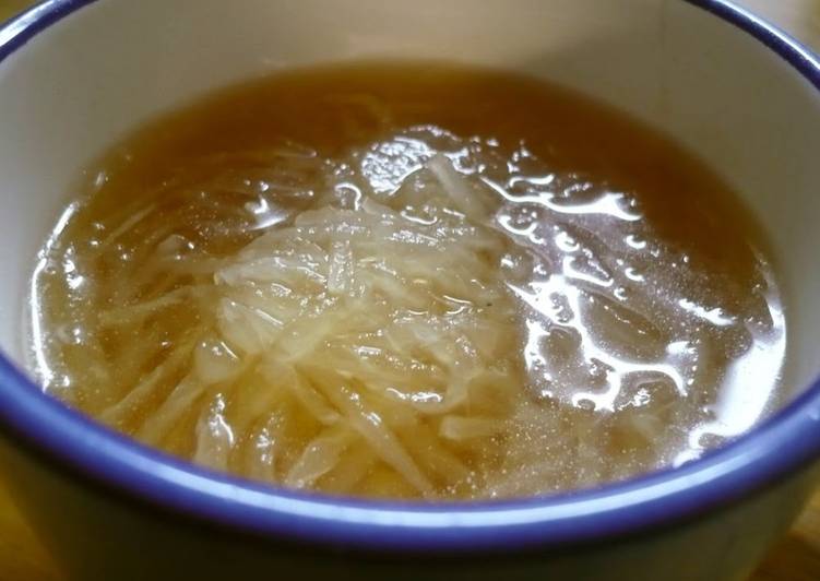 Easy and Healthy Daikon Radish Soup