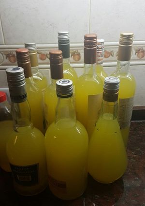 Una foto de Limoncello casero