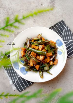Foto resep Oseng Terong Telunjuk Tempe Ikan Asin