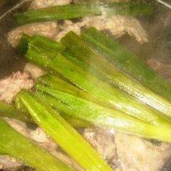 A picture of Very Useful Chicken Stock.