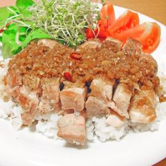 A picture of Chicken & Garlic Butter.