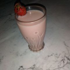 A picture of Strawberry yoghurt.