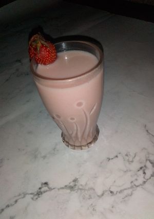 A picture of Strawberry yoghurt.